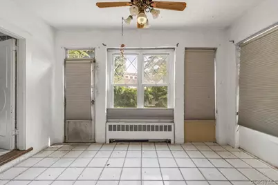 56 Northfield Road, New Rochelle, NY 10804 - Photo 5