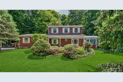 1096 Sunset Street, Yorktown Heights, NY 10598 - Photo 5