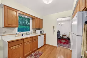 1096 Sunset St, Yorktown Heights, NY 10598 - Photo 25