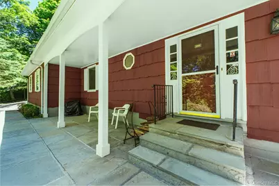 1096 Sunset Street, Yorktown Heights, NY 10598 - Photo 7