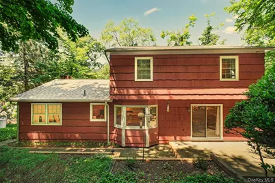 1096 Sunset Street, Yorktown Heights, NY 10598 - Photo 11