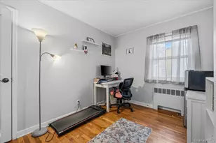 58 Myers Ave, Hicksville, NY 11801 - Photo 9