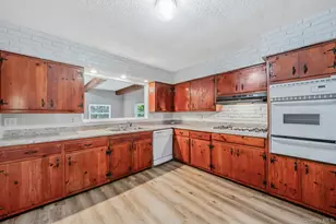 129 Shaber Rd, Patchogue, NY 11772 - Photo 17