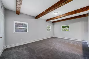 129 Shaber Rd, Patchogue, NY 11772 - Photo 19