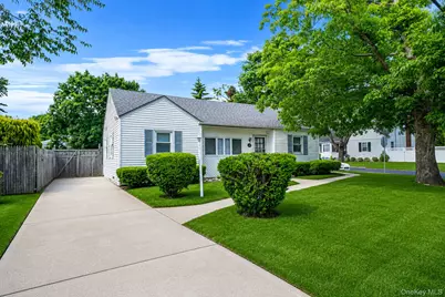 129 Shaber Road, Patchogue, NY 11772 - Photo 1