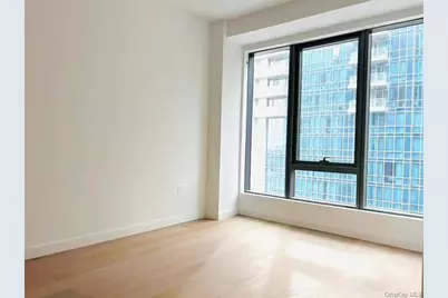 3371 Prince Street #6D, Flushing, NY 11354 - Photo 7
