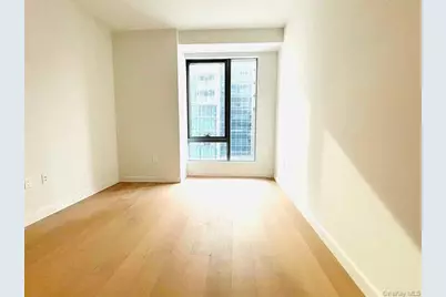 3371 Prince Street #6D, Flushing, NY 11354 - Photo 11