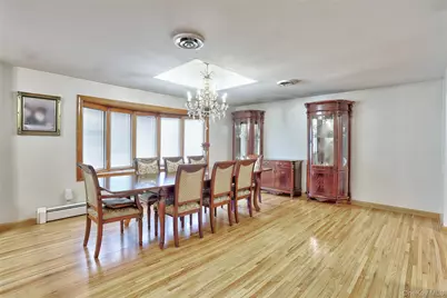 18 Wilsher Drive, Monsey, NY 10952 - Photo 5