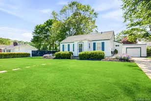 76 Hanrahan Ave, Farmingville, NY 11738 - Photo 5