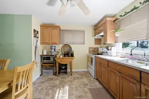 76 Hanrahan Ave, Farmingville, NY 11738 - Photo 27