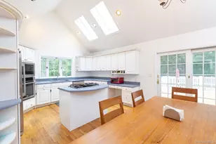 33 Windwood Ct, Westhampton, NY 11977 - Photo 13
