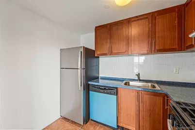 81-15 Queens Boulevard #4H, Elmhurst, NY 11373 - Photo 13