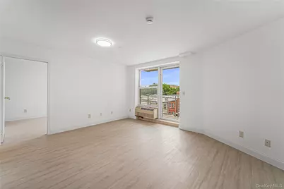 81-15 Queens Boulevard #4H, Elmhurst, NY 11373 - Photo 1