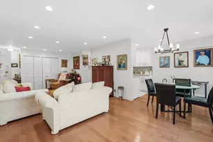 25 Canterbury Rd, Great Neck, NY 11021 - Photo 7