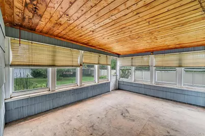 274 Johnson Avenue, Sayville, NY 11782 - Photo 21