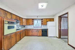 274 Johnson Ave, Sayville, NY 11782 - Photo 15