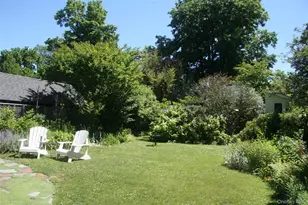 306 6th St, Greenport, NY 11944 - Photo 21