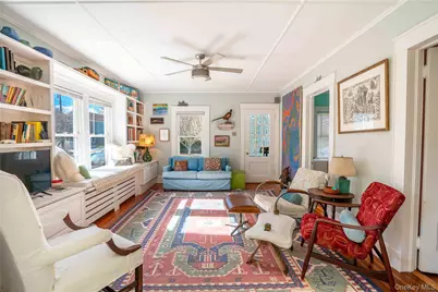 306 6th Street, Greenport, NY 11944 - Photo 3