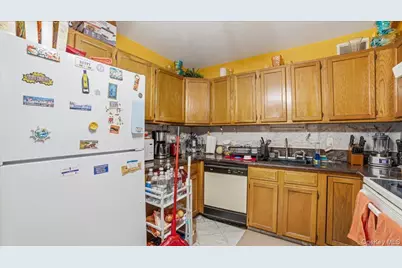 421 N Broadway #28, Yonkers, NY 10701 - Photo 9