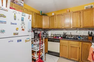 421 N Broadway, Yonkers, NY 10701 - Photo 9