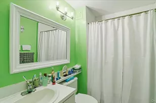 421 N Broadway, Yonkers, NY 10701 - Photo 7