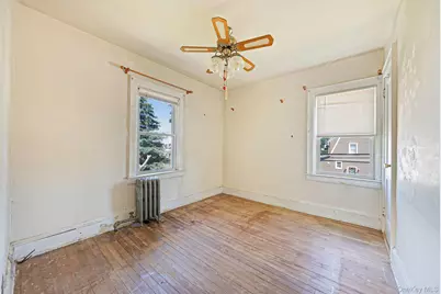 114 Elmwood Street, Valley Stream, NY 11581 - Photo 15