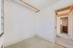 114 Elmwood St, Valley Stream, NY 11581 - Photo 23