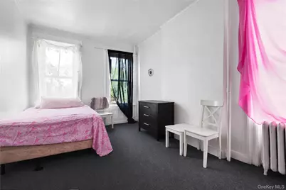 106-17 Jamaica Avenue, Richmond Hill, NY 11418 - Photo 11