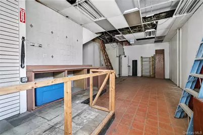 106-17 Jamaica Avenue, Richmond Hill, NY 11418 - Photo 9
