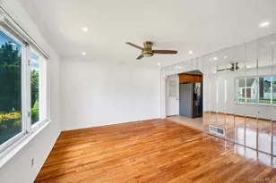 15 Farm Ln, Hicksville, NY 11801 - Photo 5