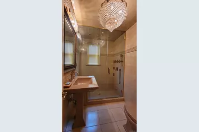186-20 Troon Road, Jamaica, NY 11432 - Photo 21