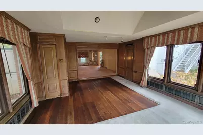 186-20 Troon Road, Jamaica, NY 11432 - Photo 7