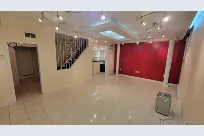 186-20 Troon Road, Jamaica, NY 11432 - Photo 23