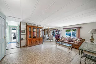 14 Buttercup Dr, Bohemia, NY 11716 - Photo 11