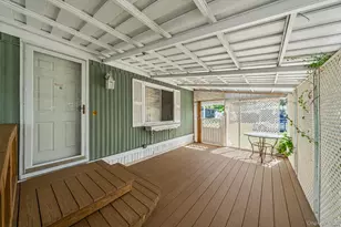 14 Buttercup Dr, Bohemia, NY 11716 - Photo 5