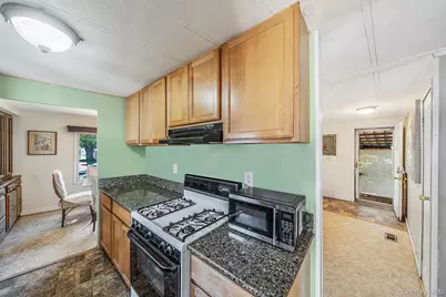 14 Buttercup Drive, Bohemia, NY 11716 - Photo 15