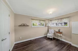 14 Buttercup Dr, Bohemia, NY 11716 - Photo 21
