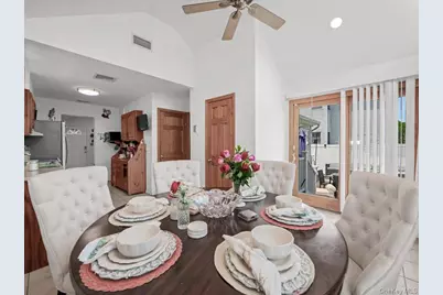 208 N 3rd Street, Bethpage, NY 11714 - Photo 7