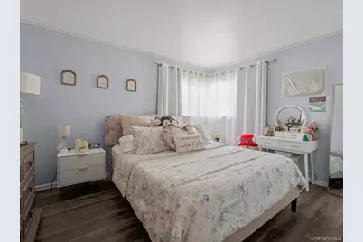 208 N 3rd Street, Bethpage, NY 11714 - Photo 9