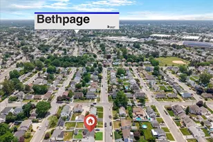208 N 3rd St, Bethpage, NY 11714 - Photo 15