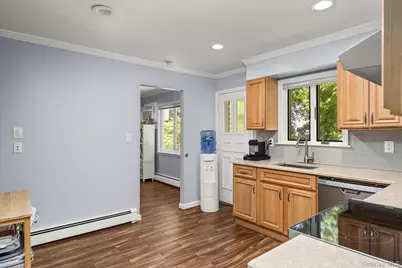 55 Warwick Road, Great Neck, NY 11023 - Photo 17