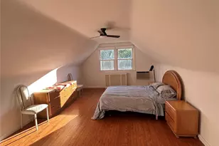 87-21 250th St, Bellerose, NY 11426 - Photo 5