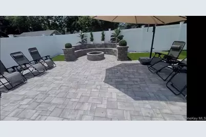 62 Jamaica Avenue, Wyandanch, NY 11798 - Photo 9