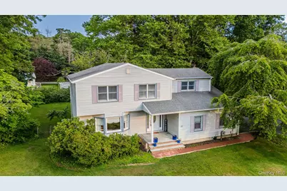 37 Dogwood Hollow Lane, Miller Place, NY 11764 - Photo 19