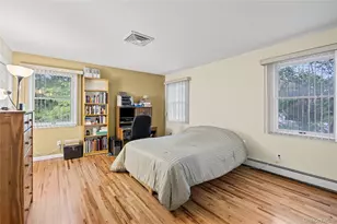 37 Dogwood Hollow Ln, Miller Place, NY 11764 - Photo 11
