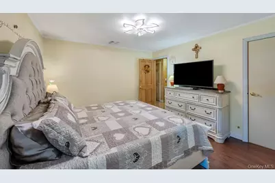 34 Windus Drive, Shirley, NY 11967 - Photo 21