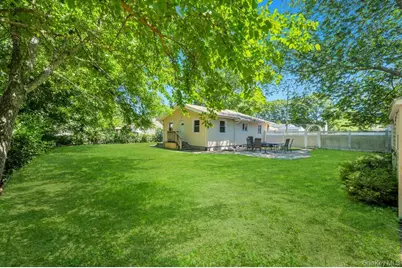 34 Windus Drive, Shirley, NY 11967 - Photo 25