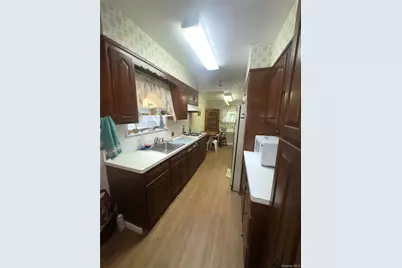 41 Stewart Street, Floral Park, NY 11001 - Photo 11