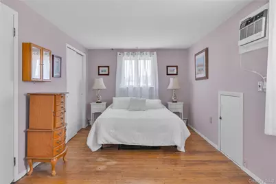 386 Harrison Avenue, Massapequa, NY 11758 - Photo 13