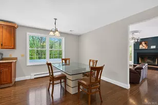 8 Apple Hill Dr, Highland Mills, NY 10930 - Photo 5